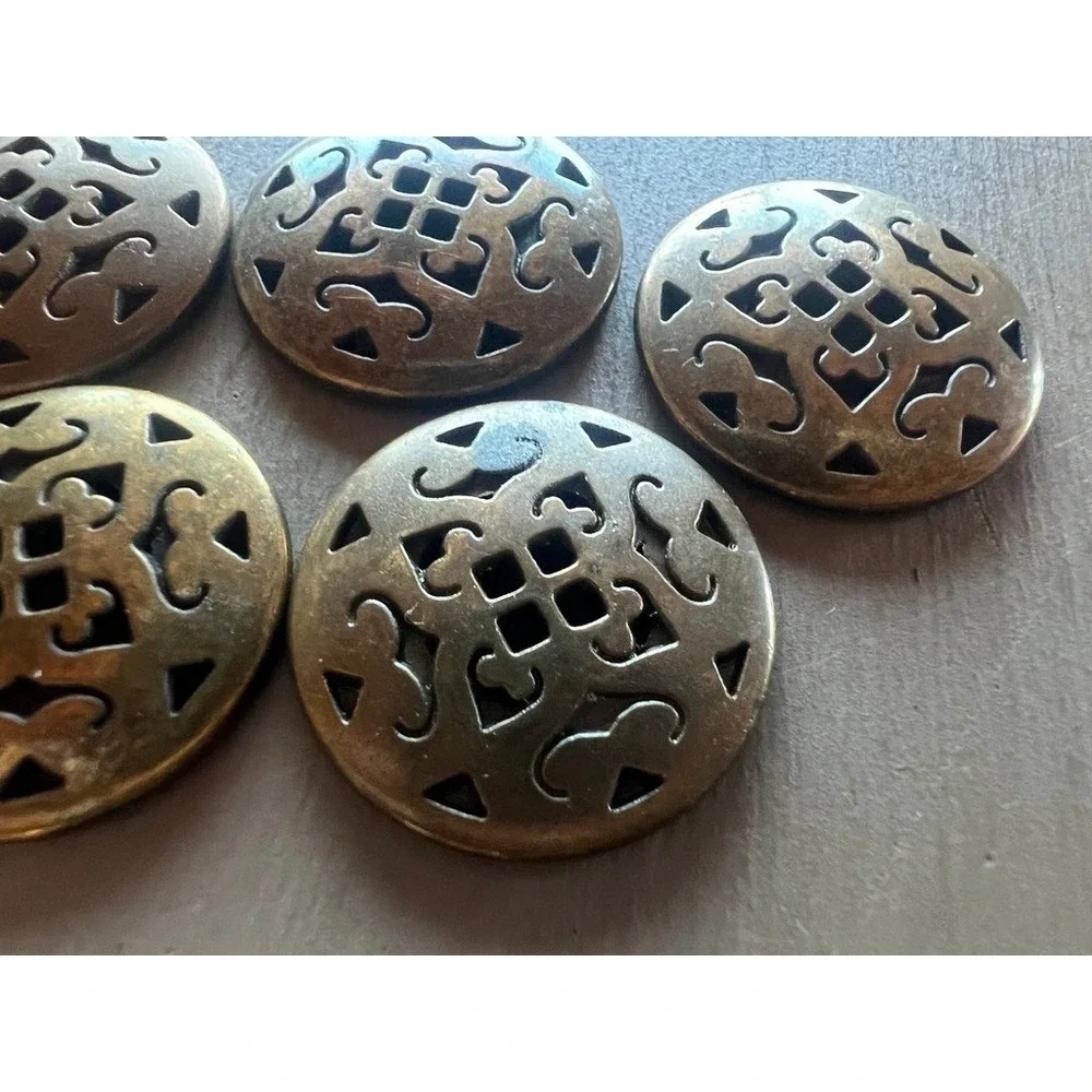 Filigree Metal Buttons 1